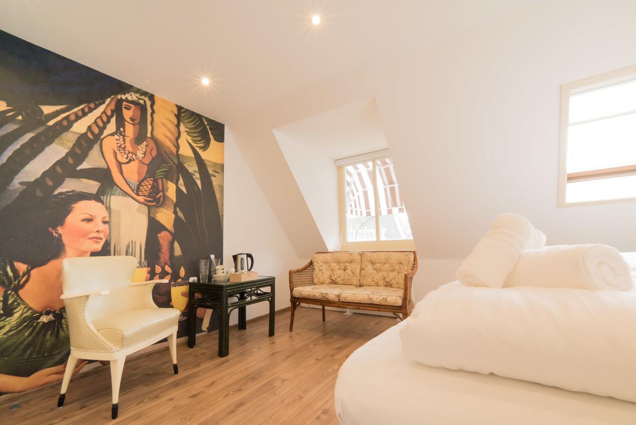 Zeta Beds Bed & Breakfast Den Haag Bagian luar foto