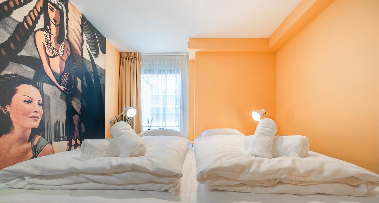 Zeta Beds Bed & Breakfast Den Haag Bagian luar foto