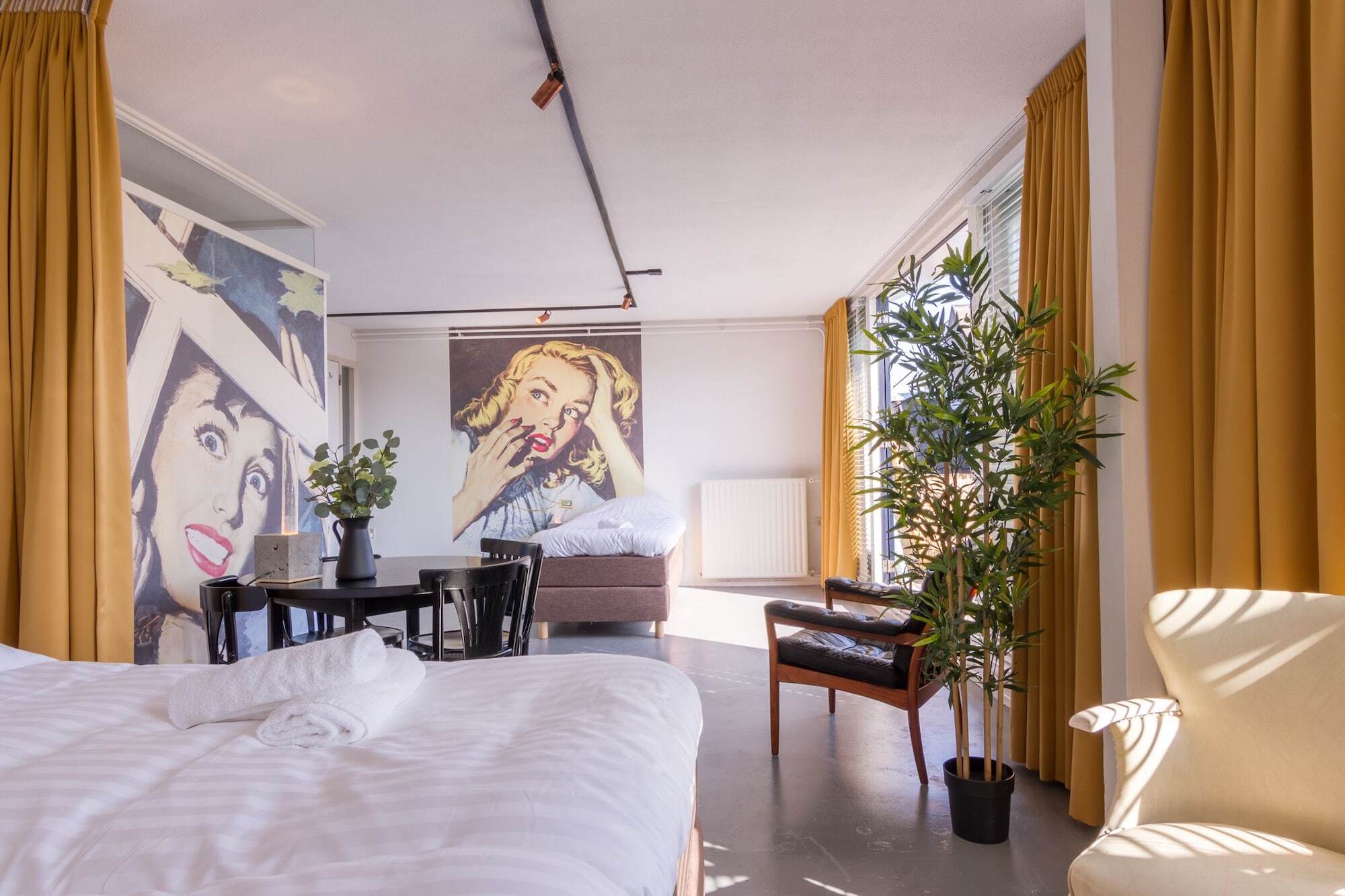 Zeta Beds Bed & Breakfast Den Haag Bagian luar foto